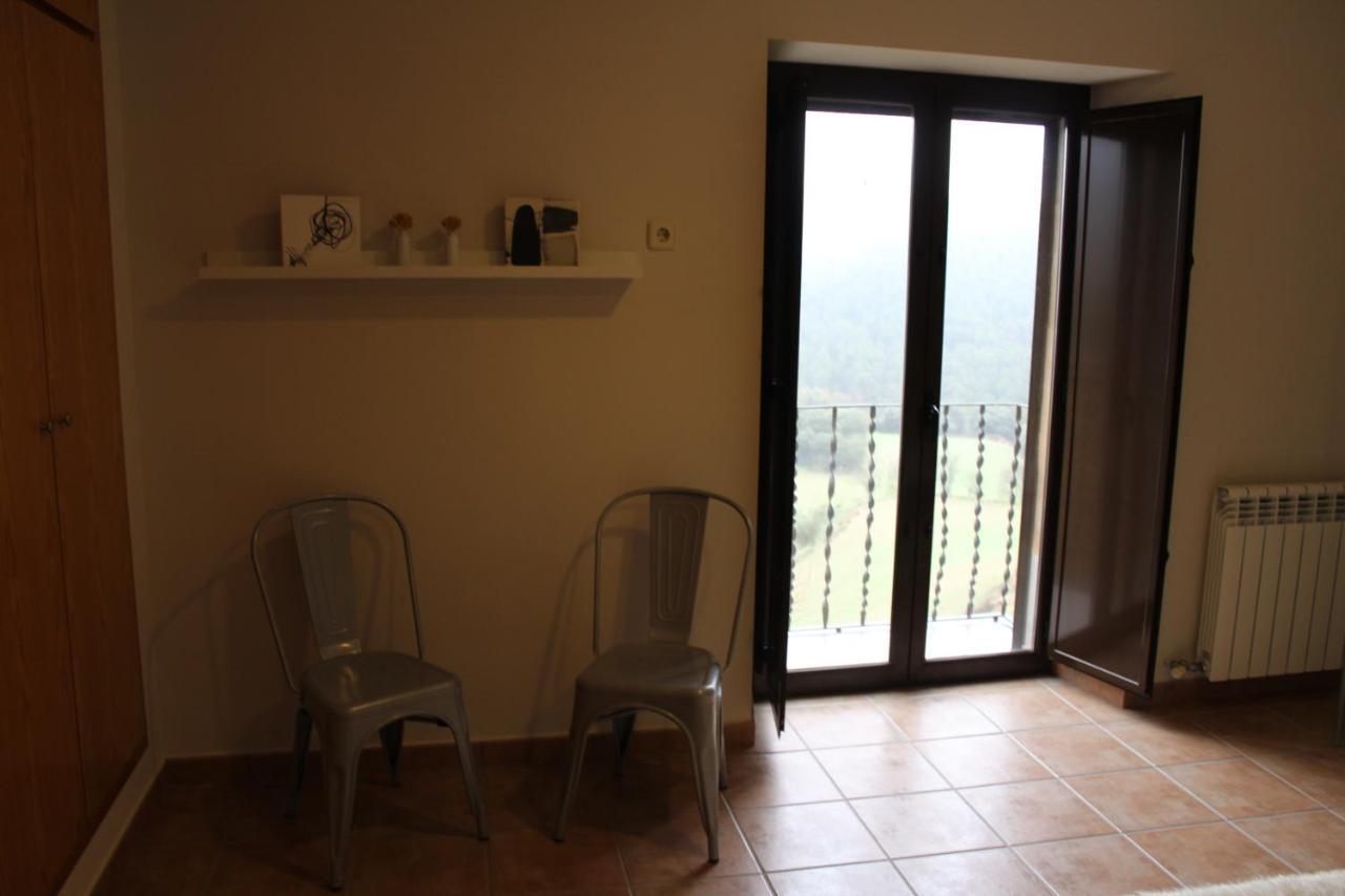 Castell De Ceuro. Hotel Rural Ogern Exteriér fotografie